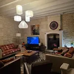 Chateau Sora Warm With Swimming Pool For 16 بيت للعطل Saint-Ciers-d'Abzac