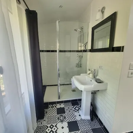 펜션 Chateau Sora Warm With Swimming Pool For 16 Saint-Ciers-d'Abzac