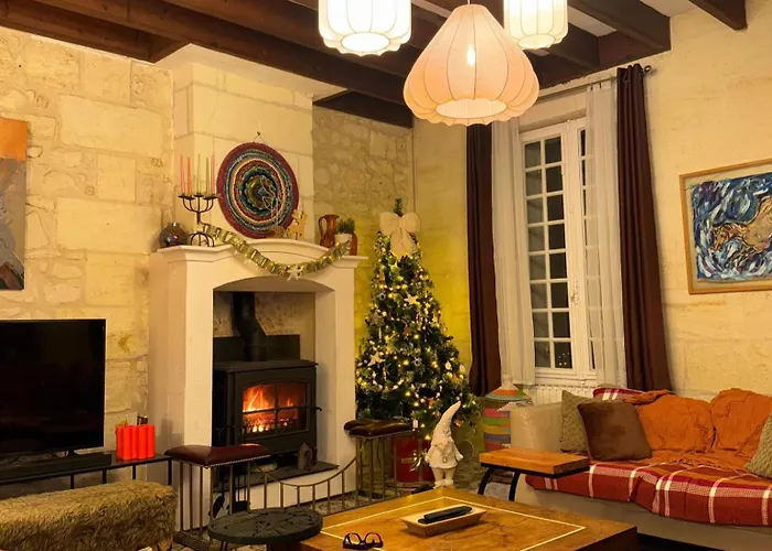 Chateau Sora Warm With Swimming Pool For 16 Holiday home Saint-Ciers-d'Abzac
