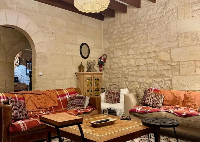Holiday home Chateau Sora Warm With Swimming Pool For 16 *