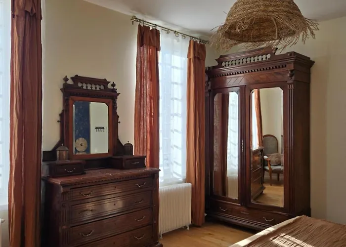 Holiday home Chateau Sora Warm With Swimming Pool For 16 *