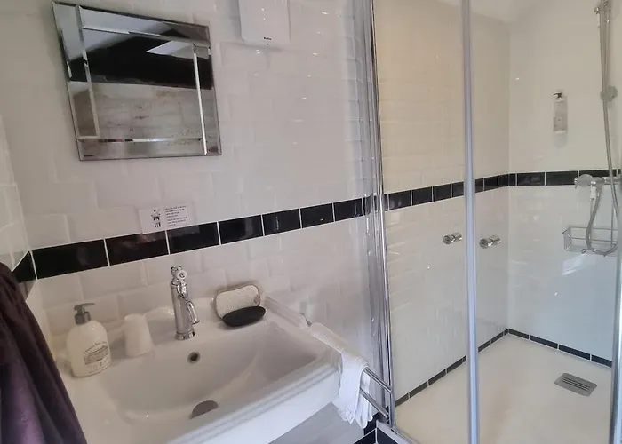 Holiday home Chateau Sora Warm With Swimming Pool For 16 *