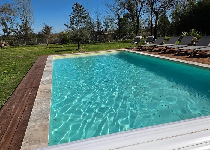 Holiday home Chateau Sora Warm With Swimming Pool For 16 Saint-Ciers-d'Abzac