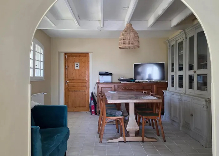 Chateau Sora Warm With Swimming Pool For 16 * Saint-Ciers-d'Abzac
